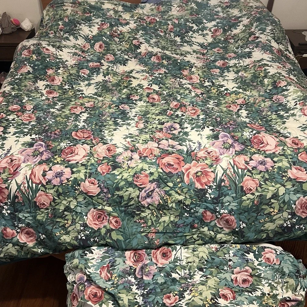 VTG 90s Floral Comforter KING USA Made Springmaid Bill Blass Bed Skirt Braided